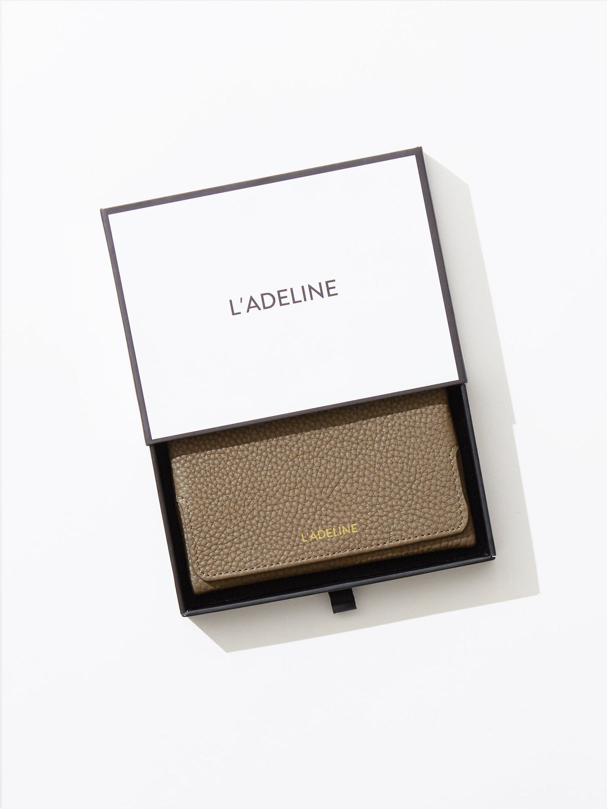 LADELINE TISSUE CASE