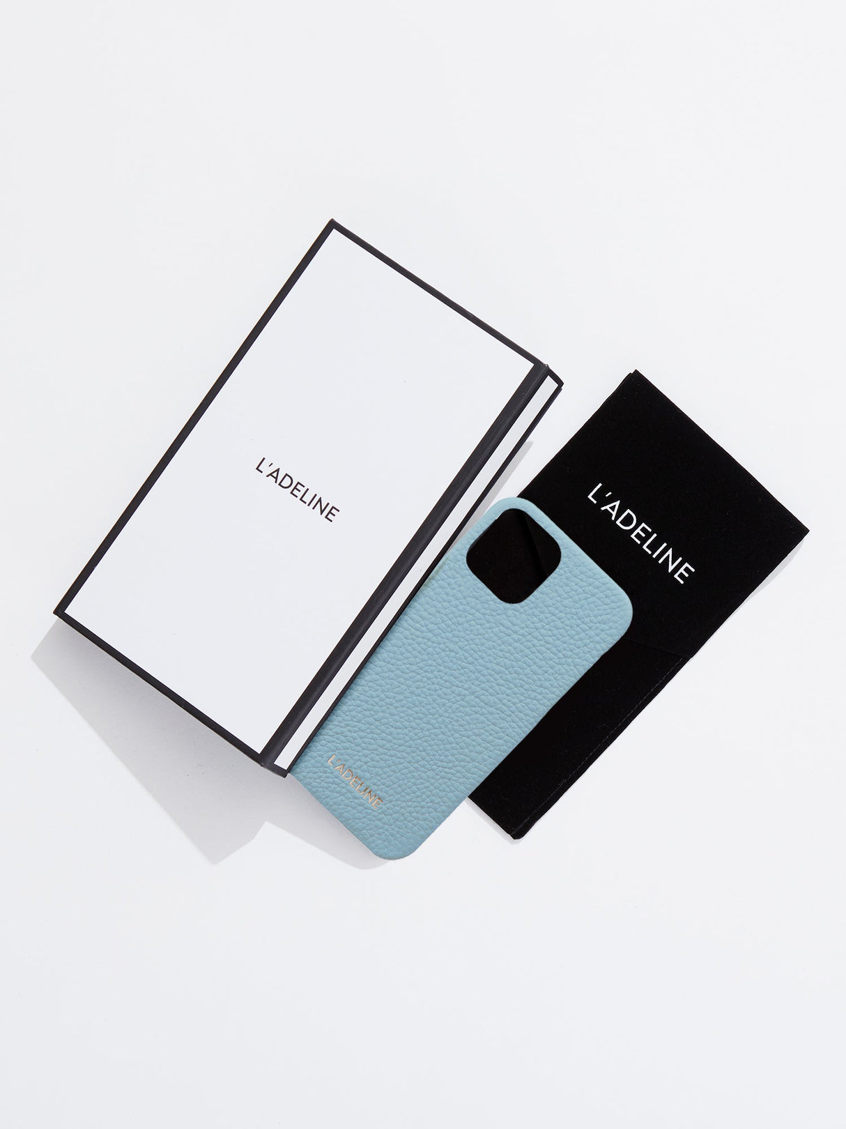 LADELINE Back Cover iPhone13